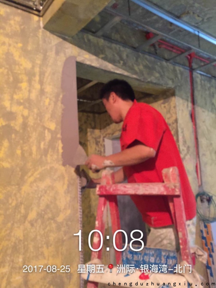 洲际银海湾墙面pvc扣条施工